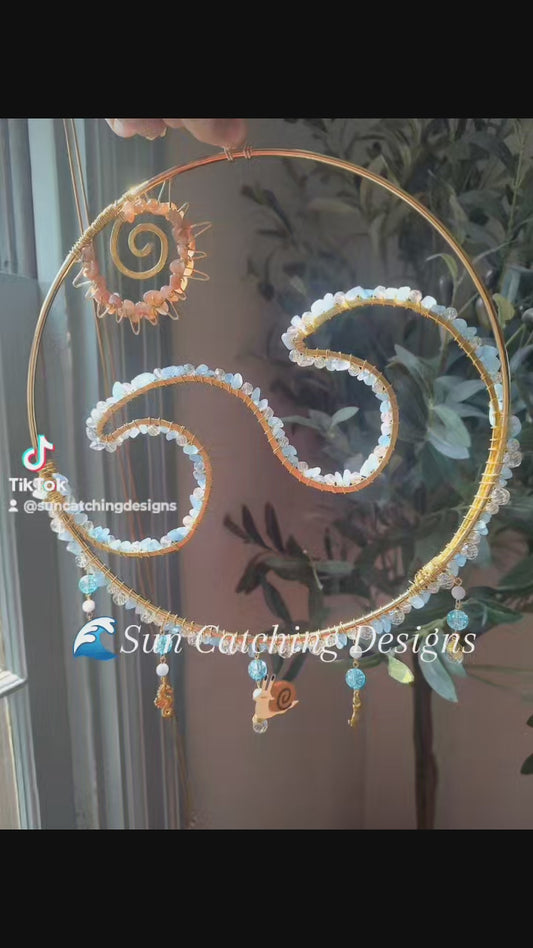 Wave suncatcher